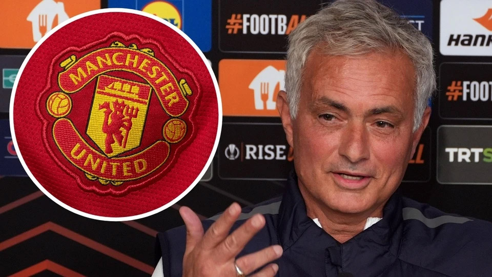 Mourinho hy vọng vô địch Premier League với MU