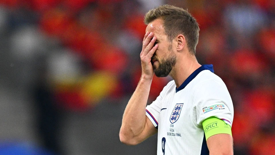 Kane bất mãn với đồng đội