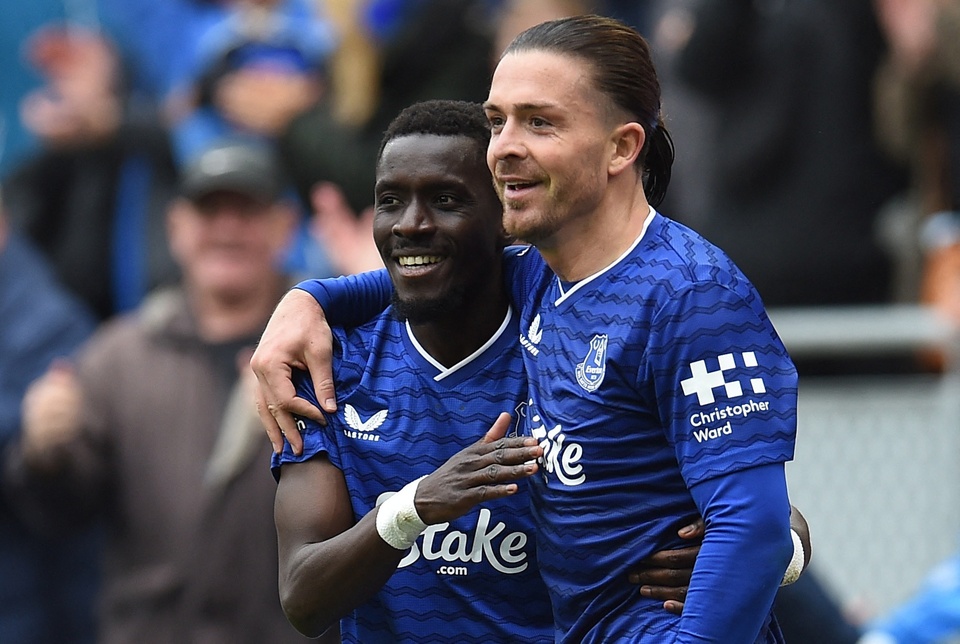 Guardiola để ngỏ khả năng đón Grealish trở lại Man City