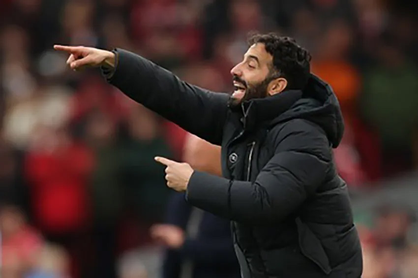 MU sẽ gặp khó khăn trong nhiều năm vì bỏ qua 2 vụ chuyển nhượng