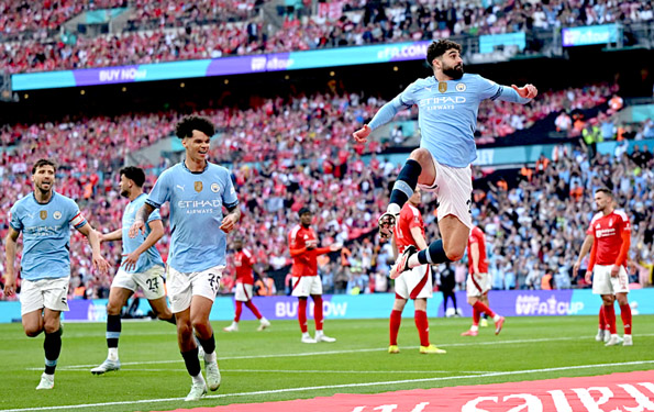 Chờ Haaland ghi bàn