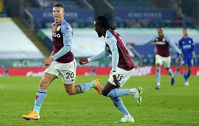 Aston Villa duy trì mạch toàn thắng ở Ngoại hạng Anh