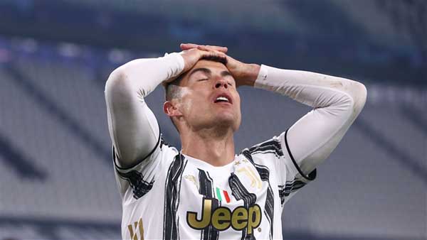 Ronaldo đòi rời Juventus, chuẩn bị tới Man City