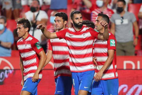Nhận định Soi Kèo Rayo Vallecano vs Granada CF, 00h30 ngày 30/08, La Liga
